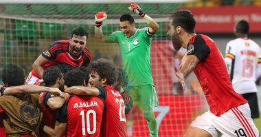 مصر تقترب من الصعود لدور الثمانية بأمم الجابون بعد تخطى أوغندا بهدف"السعيد".. تغييرات غريبة لكوبر.. علامة استفهام حول إخراج صبحى وتريزيجيه.. استحواذ مصرى والخصم بلا أنياب..وتأجيل حسم التأهل لموقعة غانا