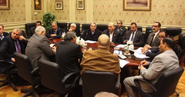 نائب عن حزب المصريين: سن قوانين تنشيط الاستثمار لا يغنى عن تهيئة مناخه