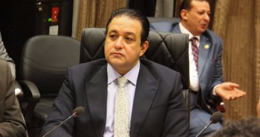 علاء عابد: أنور السادات يشوه صورة مصر.. ويتلقى أموالا من الخارج