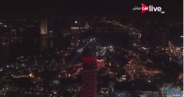 بالفيديو.. ON live تحتفى بانطلاقها بالتقاط صورا من طائرة أعلى سفح الأهرامات وبرج القاهرة