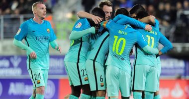 بالفيديو.. برشلونة يصعق إيبار برباعية ويواصل مطاردة أشبيلية والريال 
