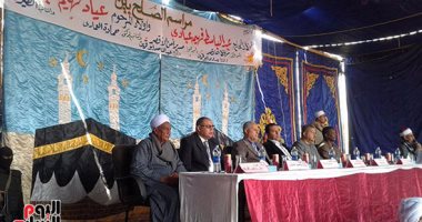 بالصور.. بدء مراسم الصلح بين عائلتى أولاد عياد وأولاد عبدالباسط بحضور محافظ الأقصر