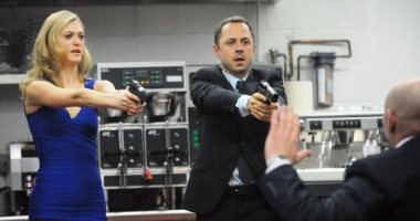 مسلسل Sneaky Pete ينال تقييم يصل لـ8.5 من موقع imdb    