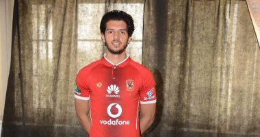 الصفحة الرسمية للأهلى ترحب بعمرو بركات.. واللاعب: عودتى حلم حياتى