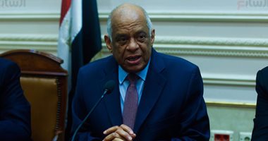 بالصور.. على عبد العال يرأس اجتماع "مشروعات البرلمان" لمناقشة تقرير الحكومة