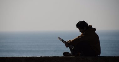خبراء يوضحون كيف تعرف أنك شخص انطوائى؟