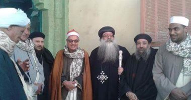 أسقف كنيسة يتبرع بمبلغ مالى لبناء مسجد بمحافظة قنا