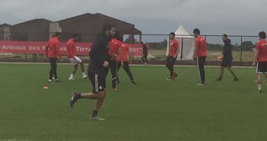 شريف إكرامى ينضم لتدريبات الأهلى الجماعية استعدادا لزاناكو