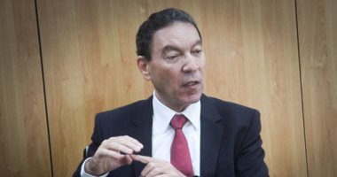 بعد نشر "اليوم السابع" قصتهما..هانى الناظر يتكفل بعلاج طفلين مصابين بـ"السمكية"