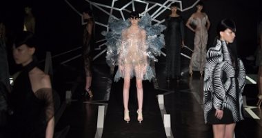 بالصور..الـrunway..تصميمات Iris van Herpen مزجت بين التقاليع والأناقة