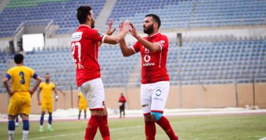 عماد متعب ينتظم فى مران الأهلى بعد شفاء "ورم العين"