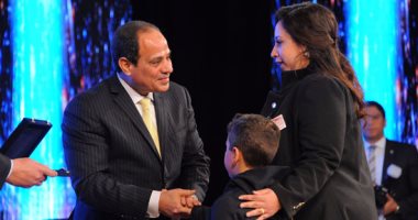 السيسى بحفل عيد الشرطة: "المصريون تحدوا الدنيا بخروجهم فى 30 يونيو"