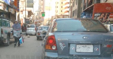 قارئ يرصد سيارة ملاكى بلوحة معدنية أرقامها مطموسة بأسيوط