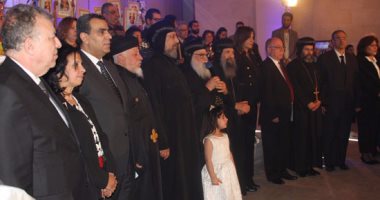 الكنيسة تكرم أسر شهداء "البطرسية".. والكاهن: تكاتف المصريين كان معجزة