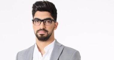 بالفيديو.. مينا عطا يرد على حادث المنيا بـ"رمضان جانا"
