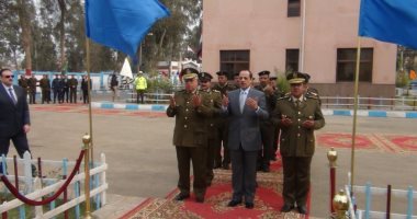 مدير أمن المنوفية يضع إكليلا من الزهور على النصب التذكارى لشهداء الشرطة 