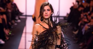 بالصور..البرتقالى و الأسود يسيطران على أحدث مجموعات "Armani Privé "