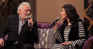 بالصور.. "دويتو"سامح الصريطى مع ابنته و"حكايات" عمر سمرة فى "معكم منى الشاذلى"