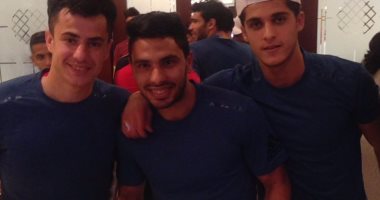 بالصور.. المنتخب العسكرى يحتفل بعيد ميلاد محمد رزق