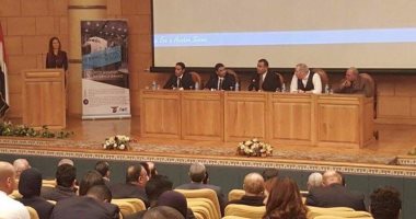 افتتاح مؤتمر تطوير منظومة التدريب بأكاديمية الطيران