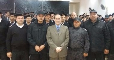 بالصور.. مساعد وزير الداخلية لغرب الدلتا يتفقد مواقع شرطية 