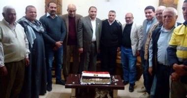 بالصور .. منجم السكرى يهدى قسم مرسى علم كاميرات مراقبة بمناسبة عيد الشرطة