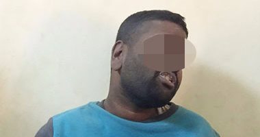 النيابة تأمر بحبس موظف 4 أيام لاتهامه بقتل والدته فى السويس