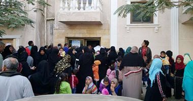 بالصور.. قافلة الأزهر الطبية تختتم أعمالها بالكشف على مرضى القرنة اليوم