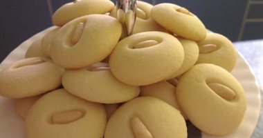 طريقة عمل الغريبة..بالصور والخطوات