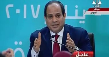السيسي بمؤتمر الشباب: عبء المنتجات البترولية تضاعف بعد تعويم الجنيه