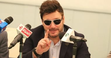 علاء زلزلى يختتم فعاليات الليلة الأولى لمهرجان طابا بـ"يا حبيبتى يامصر"