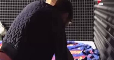  على غرار "كريستيانو رونالدو".. هل يطرح عمرو أديب تى شيرت ميسى بمزاد خيرى
