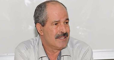 المفكر المغربى سعيد يقطين مازحا: أتمنى تعادل مصر والمغرب فى المباراة