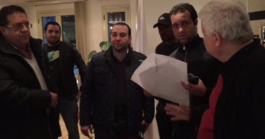 بالفيديو والصور.. معروف يوسف يوقع عقود التجديد للزمالك رسمياً