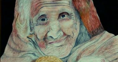 رسومات فنية لطالب طب أسنان تبرز موهبته الفنية