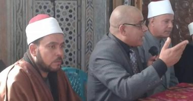 وكيل أوقاف الإسكندرية يجتمع مع عمال ومؤذنين برج العرب