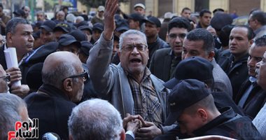 لجنة القوى العاملة بالبرلمان تطالب بـ2000 جنيه حد أدنى للمعاش