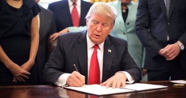 ارتفاع عدد دبلوماسى خارجية أمريكا الموقعون على مذكرة ضد ترامب لـ 1000