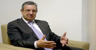 وزير المالية الجزائرى يمثل أمام المحكمة فى إطار تحقيقات فساد