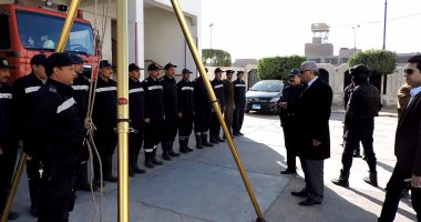 بالصور.. مدير أمن البحيرة يتفقد مقر إدارتى الحماية المدنية والمرور 
