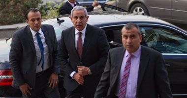 بالصور.. وزير الصناعة يفتتح الدورة الـ11 من معرض "فيرنكس"