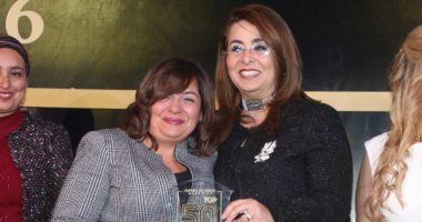 غادة والى  تكرم أقوى 50 سيدة فى مؤسسات الأعمال بالسوق المصرى