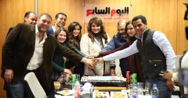بالصور.. "اليوم السابع" يحتفل ويكرم أسرة فيلم "آخر ديك فى مصر"