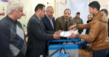 توزيع 49 شنطة أدوات صيانه على مستفيدى مشروع شباب ضد البطالة بالشرقية