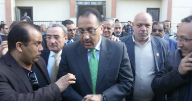 بالصور .. مصطفى مدبولى ومحافظ القليوبية يتفقدان مشروع الإسكان بطوخ 