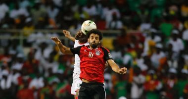 بالفيديو.. صلاح وتريزيجيه يهددان مرمى بوركينا فاسو بـ"الكعب"