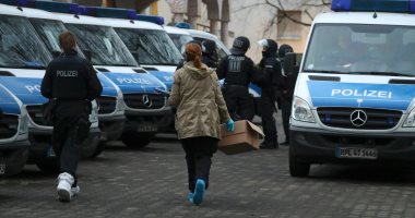 الشرطة الألمانية تداهم منازل ومساجد وتعتقل تونسيا مشتبها فيه