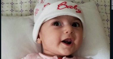 "حظر" ترامب يترك طفلة إيرانية تعانى ثقبين فى القلب خارج الحدود 90 يوما