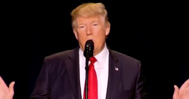 ترامب عن حكم قضائى بتقييد قرار حظر الدخول لأمريكا: سخيف وسنلغيه