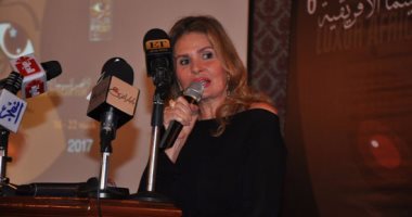 يسرا تمدح المملكة المغربية.. وسفيرها يشكرها فى مؤتمر مهرجان الأقصر